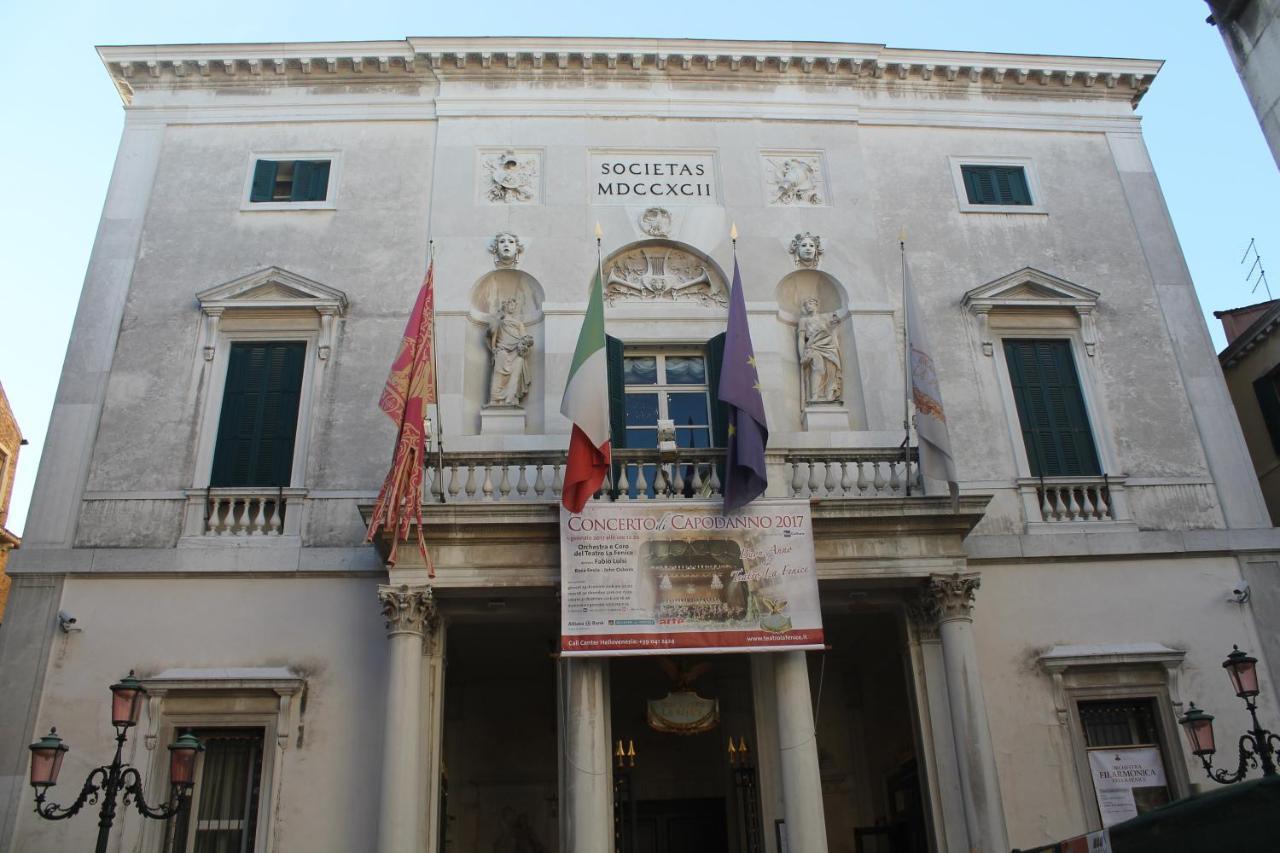 San Marco Fenice 3Bdr 2Bth Apartment Veneţia Exterior foto